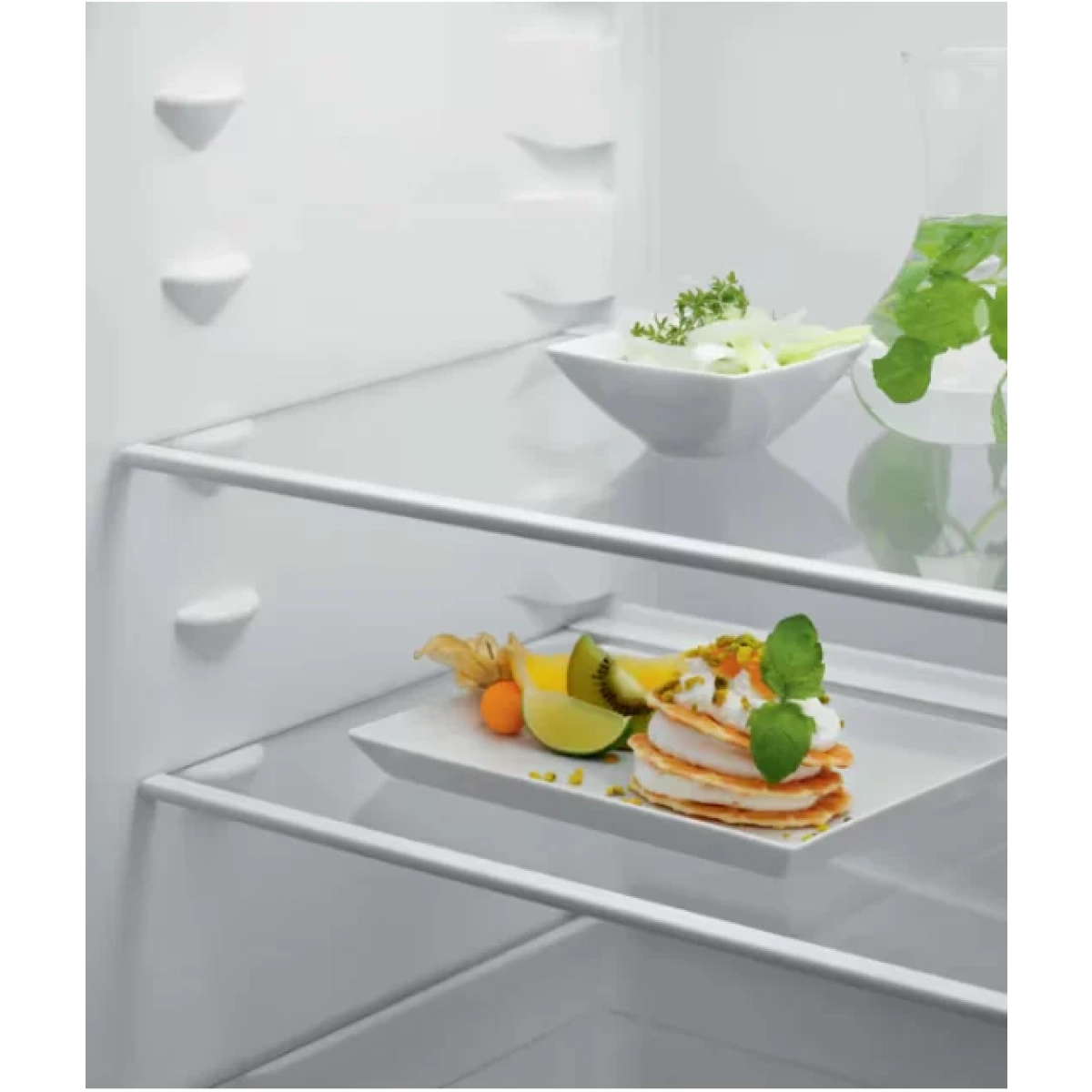 electrolux erd6de18s inbouw koelkast 1 deur - 310l- no frost - sleepdeur - afbeelding 4